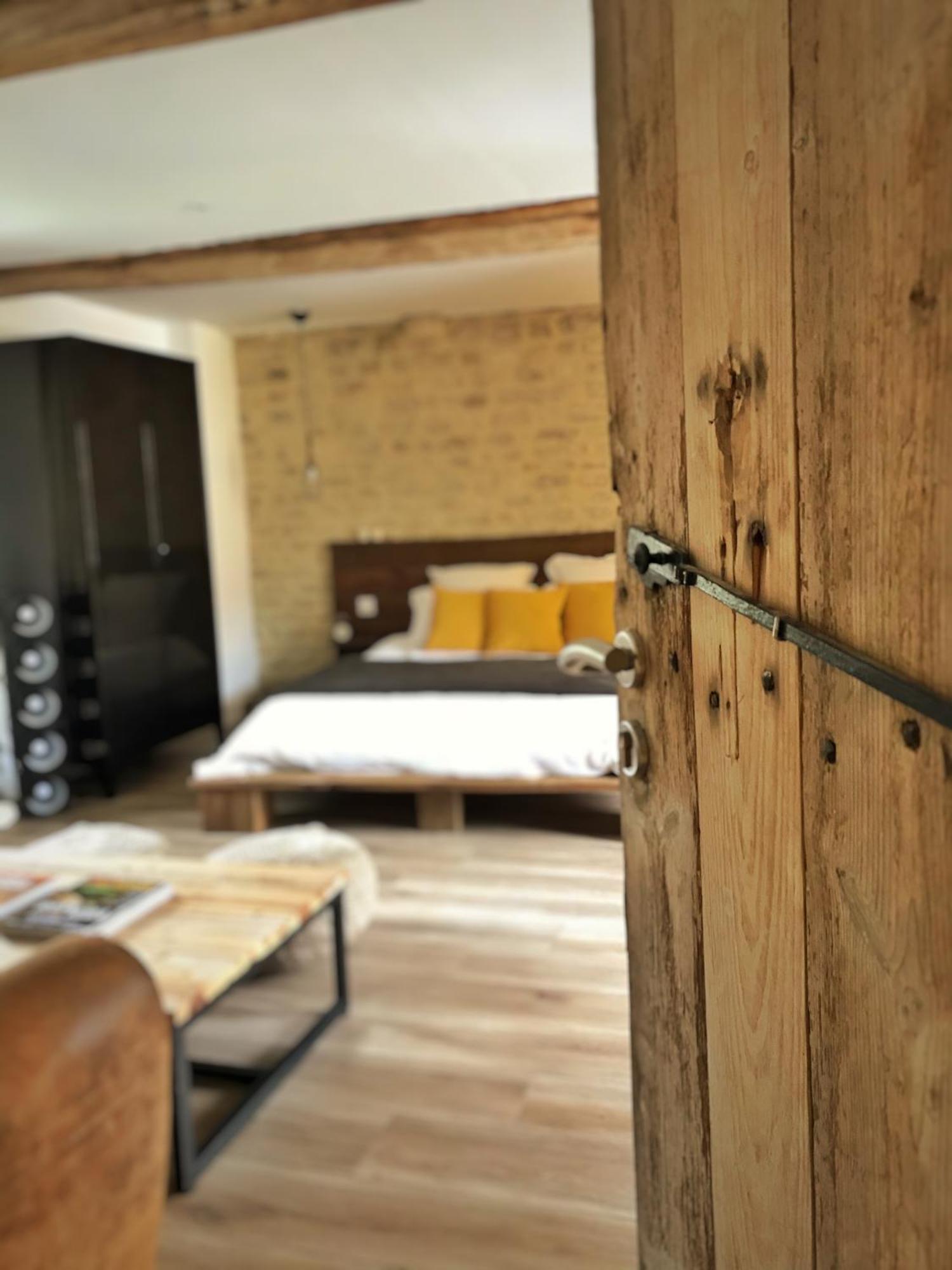 Le Domaine De L'Hostellerie Le Fresne-Camilly Εξωτερικό φωτογραφία
